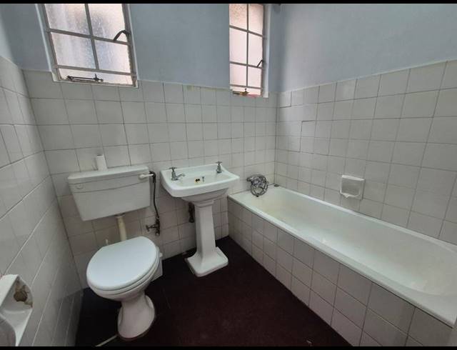 2 BEDROOM TOWNHOUSE FOR SALE IN NEW REDRUTH